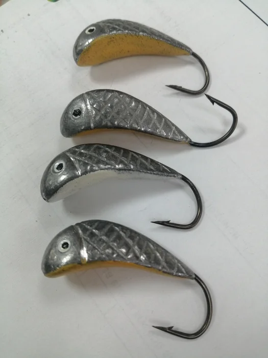 Блесна Кобра